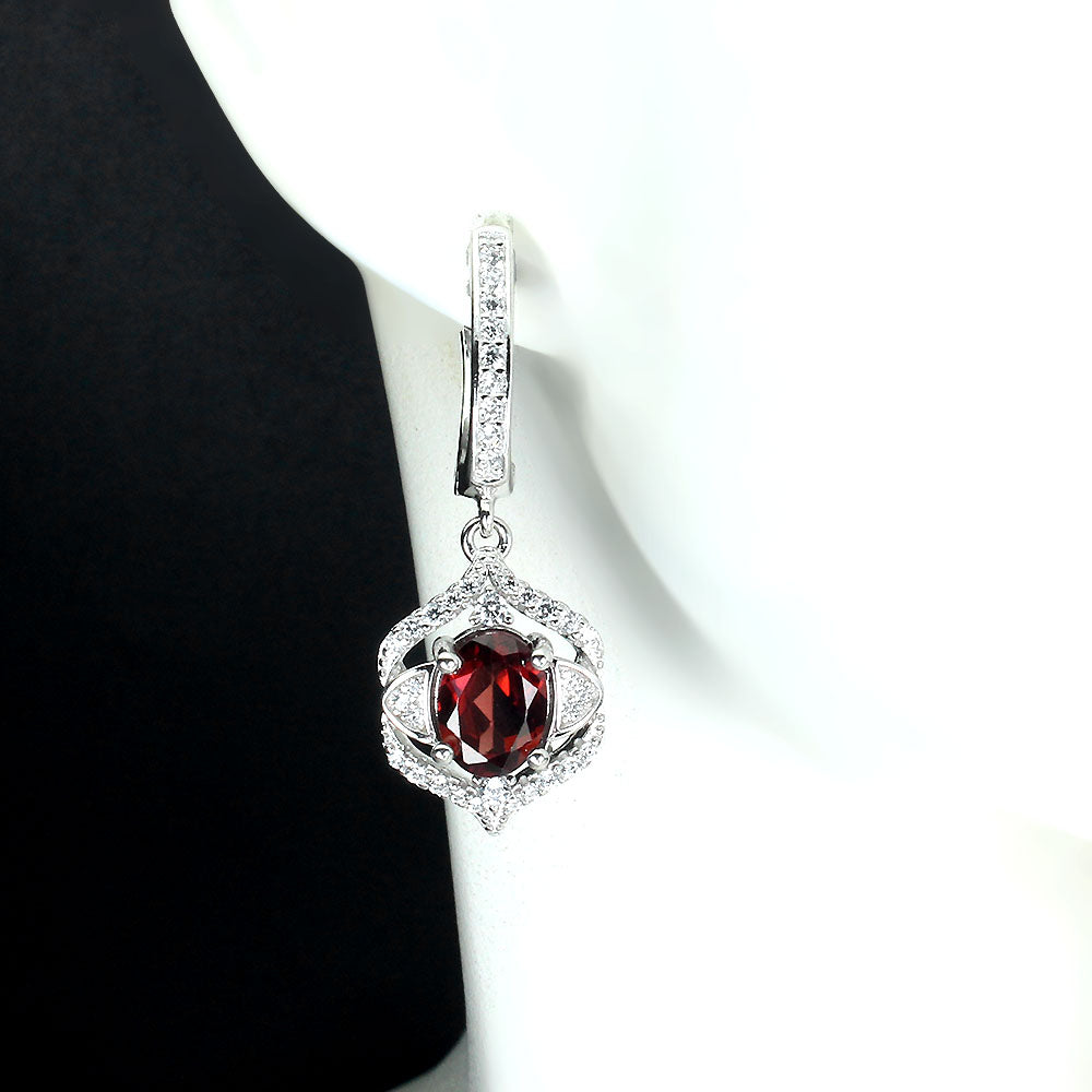 Granat Ohrringe aus weißvergoldetem Silber - INARA