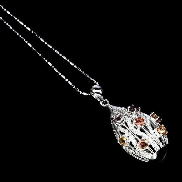 Saffier hanger met ketting