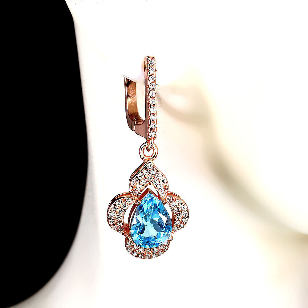 Zwitsers-blauwe topaas oorbellen