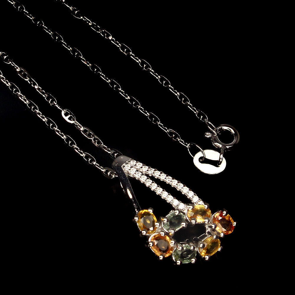 Saffier hanger met ketting