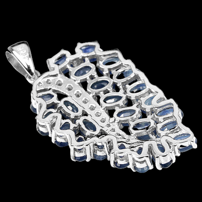 Saphir Anhänger aus weißvergoldetem Silber - INARA