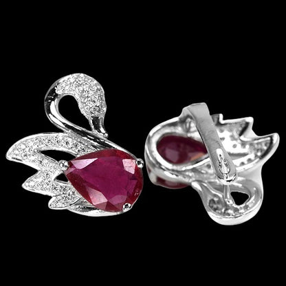 Rubin Schwan Ohrringe aus weißvergoldetem Silber - INARA