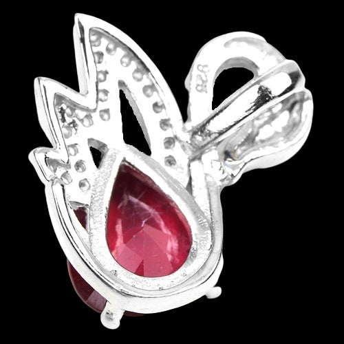 Rubin Schwan Anhänger aus weißvergoldetem Silber - INARA