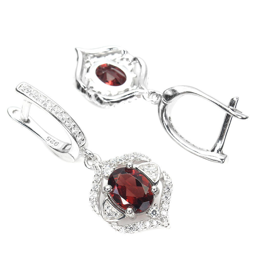 Granat Ohrringe aus weißvergoldetem Silber - INARA