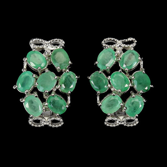 Smaragd Ohrringe aus weißvergoldetem Silber - INARA