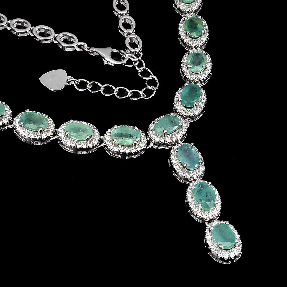 Smaragd Collier aus weißvergoldetem Silber - INARA