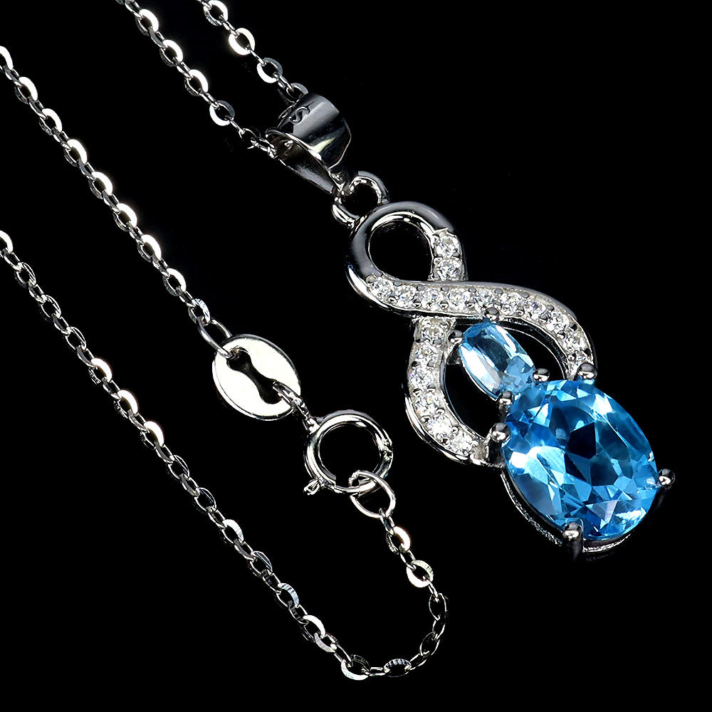 Blautopas Anhänger mit Halskette aus weißvergoldetem Silber - INARA