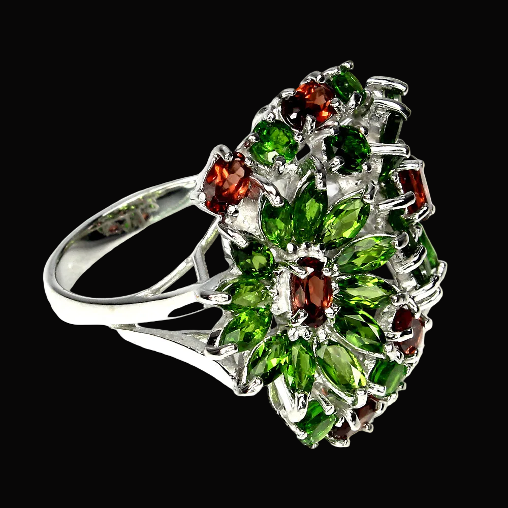 Chromdiopsid Granat Blumen Ring Silber weißvergoldet - INARA - Seitenansicht