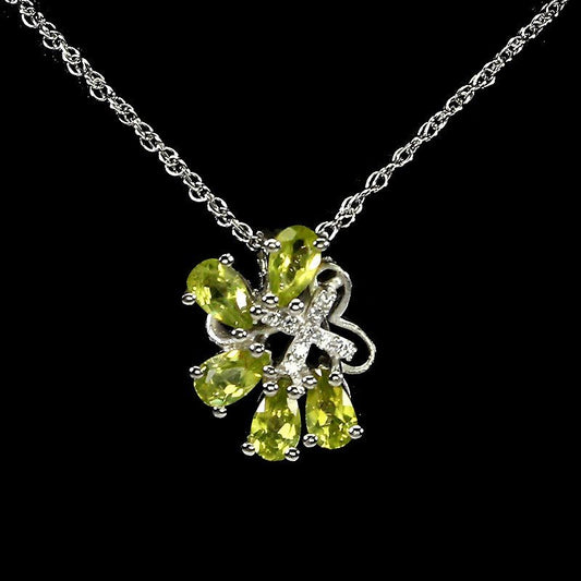 Peridot Anhänger mit Halskette Silber - INARA